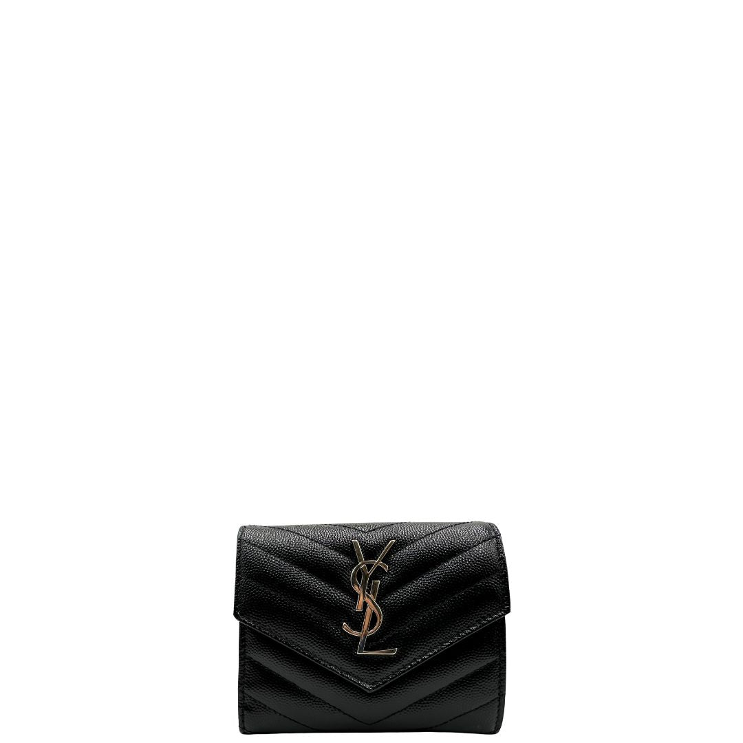 front Portafoglio Saint Laurent, modello Cassandre in pelle nera con logo sul front argentato, di lusso, originale, eccellenti condizioni. 