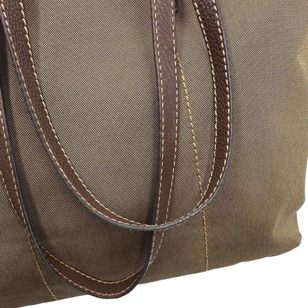  Borsa Prada in tessuto Jacquard munita di doppi manici in pelle marrone, di lusso, originale, ottime condizioni, usata.
