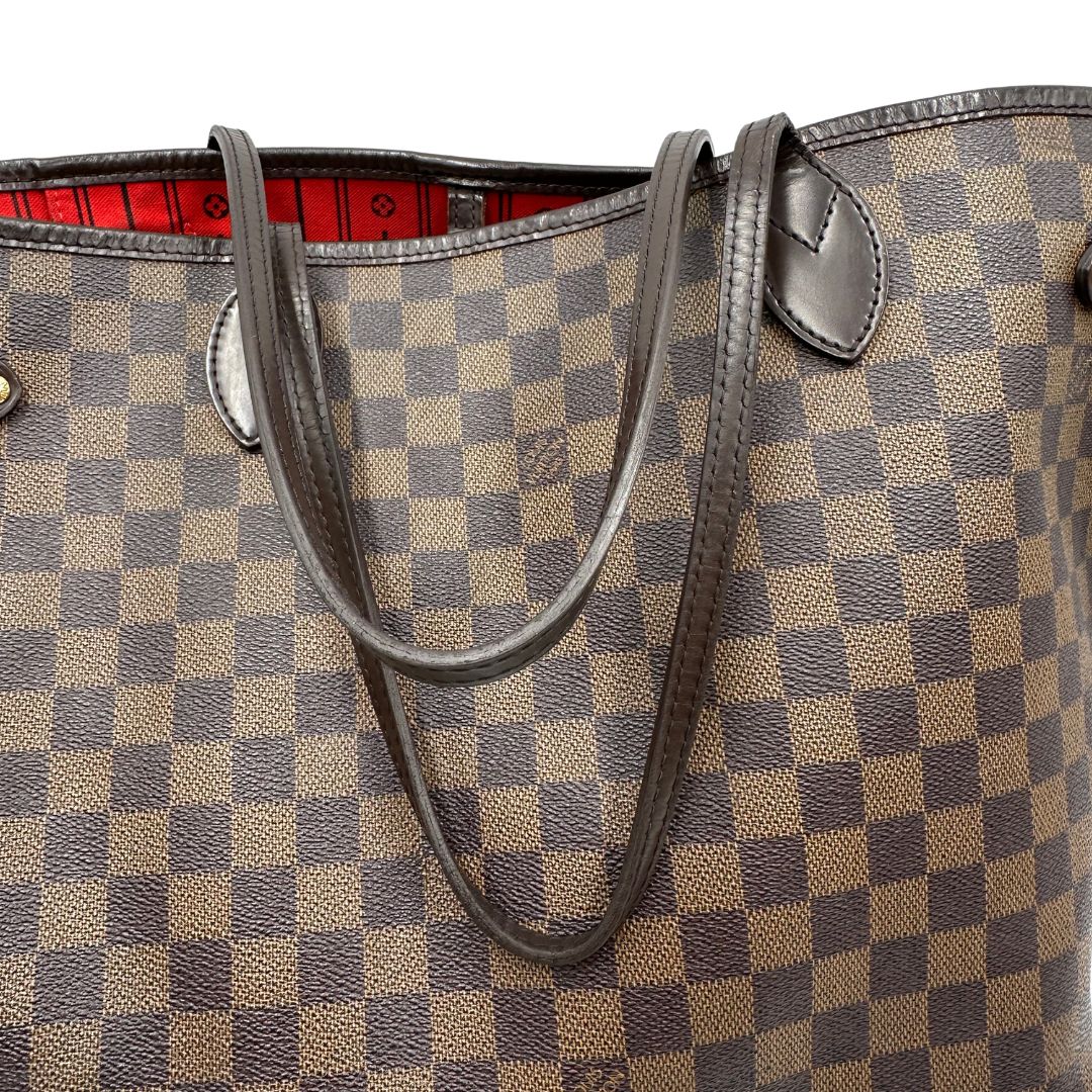  Borsa Louis Vuitton in canvas Damier Ébène con finiture in pelle marrone e dettagli hardware dorati
