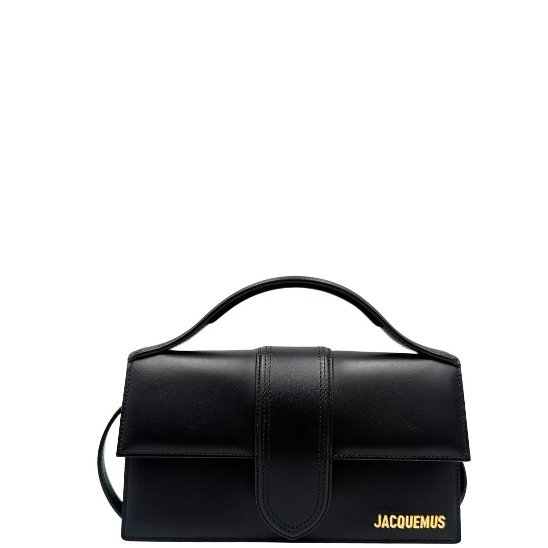 front  borsa Jacquemus nella versione Le Grand Bambino in pelle nera, di lusso, originale, eccellenti condizioni, usata 