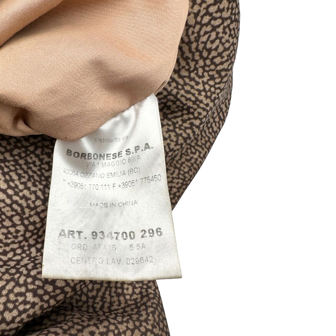 Borsa Borbonese in tessuto nylon color beige trama occhio di pernice con finiture in pelle bronzo. Indossabile a spalla, a mano, oppure a tracolla. Originale, usata, di lusso, in ottime  condizioni.