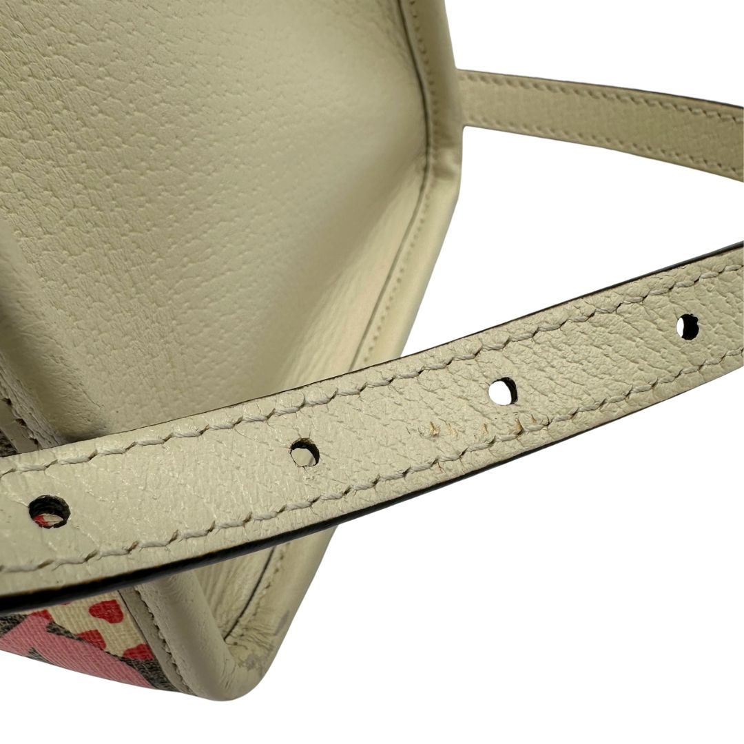  Borsa Gucci in canvas GG e finiture in pelle color bianco avorio, di lusso, originale, ottime condizioni, usata. 