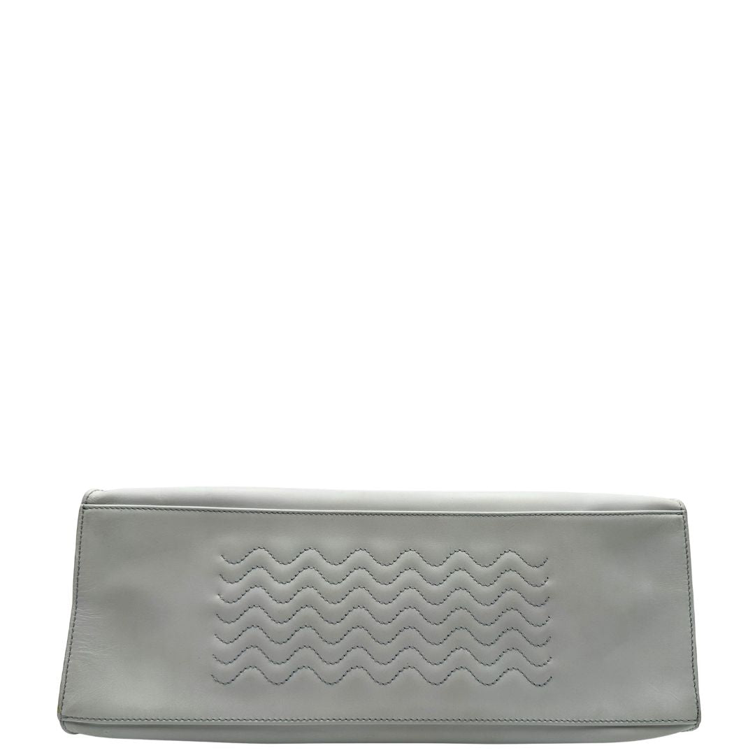 Base, Borsa Zanellato Nina in pelle color bianco gesso con parti metalliche argentate; Indossabile a mano oppure a tracolla.
