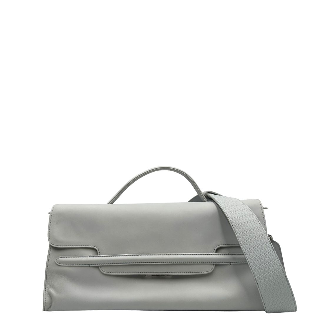 Front,  Borsa Zanellato Nina in pelle color bianco gesso con parti metalliche argentate; Indossabile a mano oppure a tracolla.