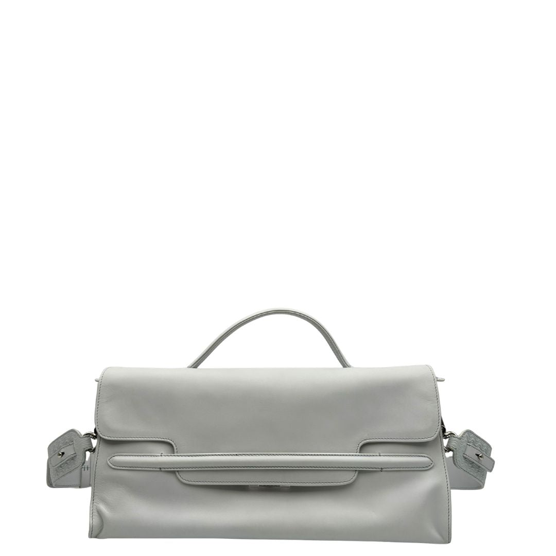 Front, Borsa Zanellato Nina in pelle color bianco gesso con parti metalliche argentate; Indossabile a mano oppure a tracolla.