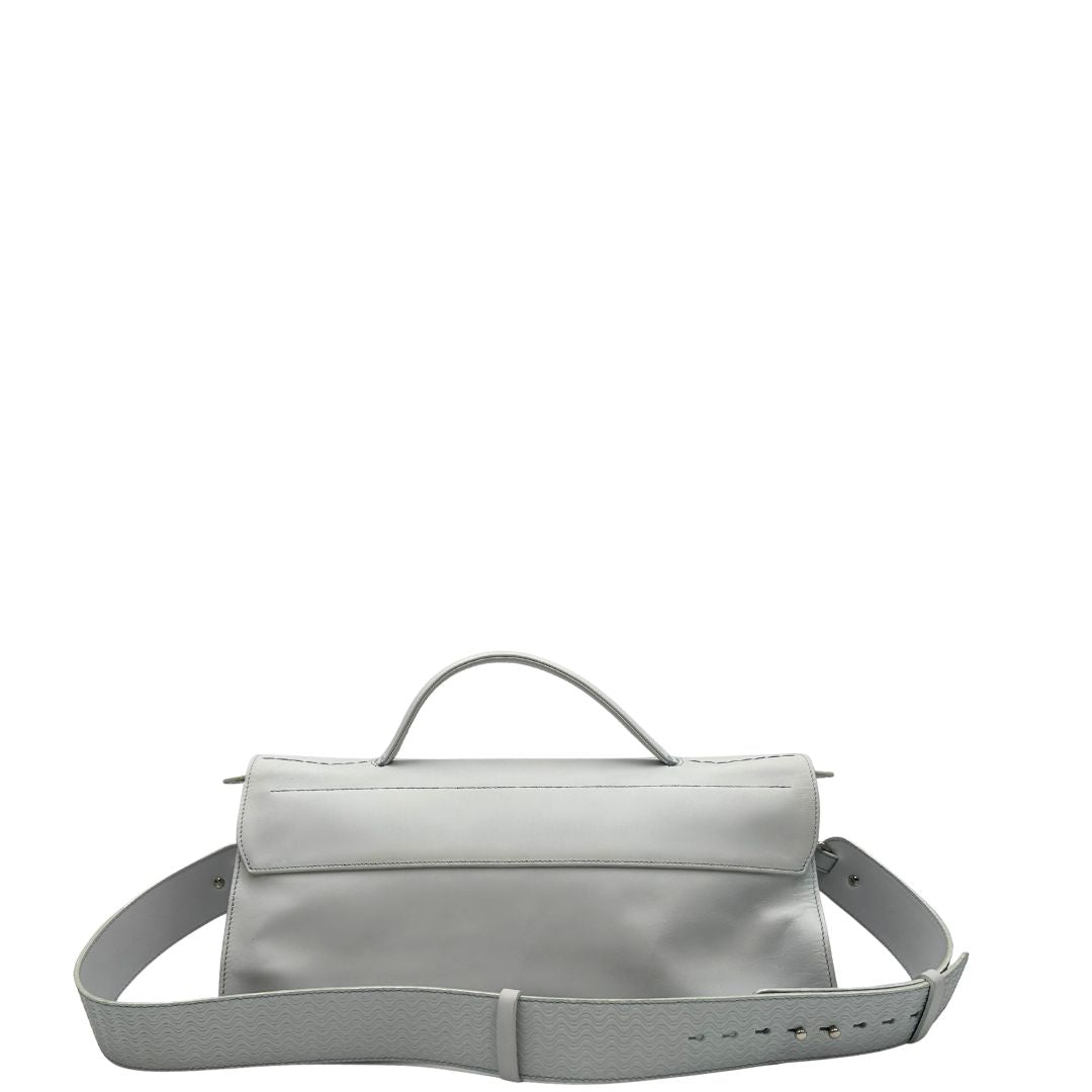 Retro, Borsa Zanellato Nina in pelle color bianco gesso con parti metalliche argentate; Indossabile a mano oppure a tracolla.