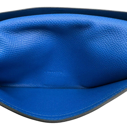  interno Portafoglio Hermès in pelle blu con iconica chiusura ad ''H'', di lusso, originale, ottime condizioni, usato.