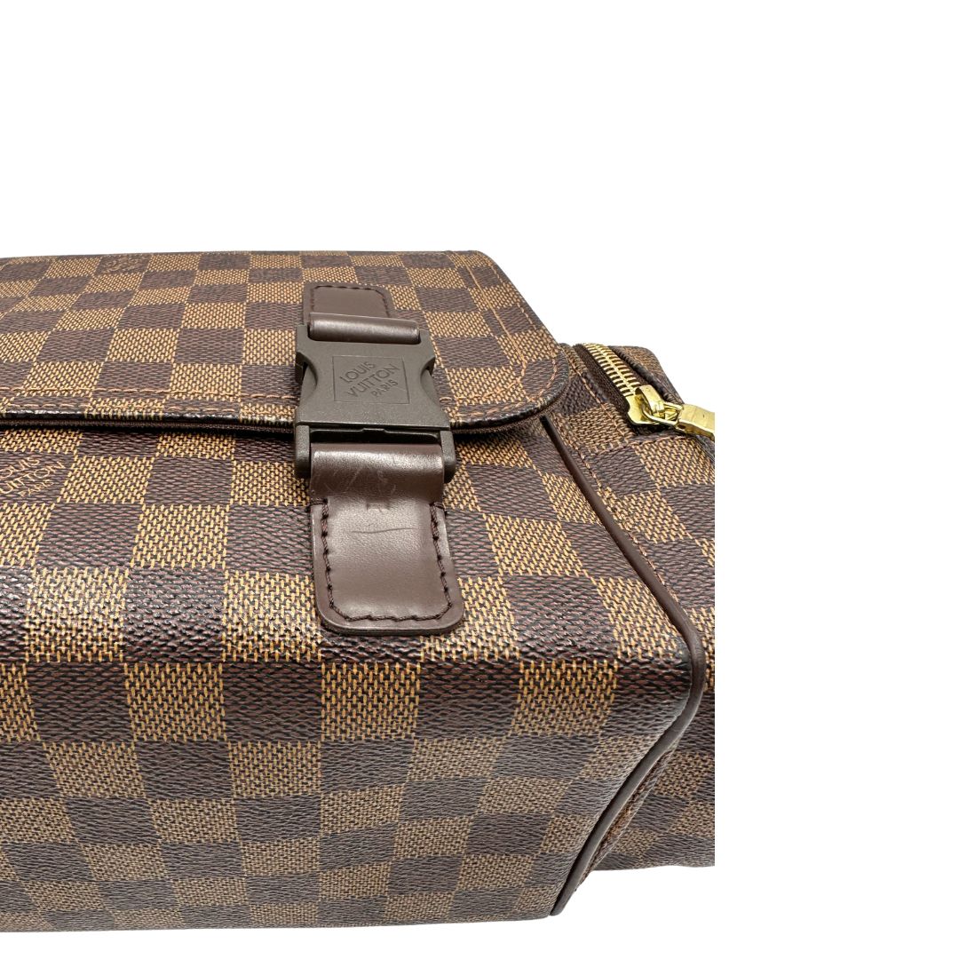 Borsa Louis Vuitton in canvas Damier Ébène con finiture in pelle marrone e dettagli hardware dorati. Design elegante e funzionale, di lusso, originale