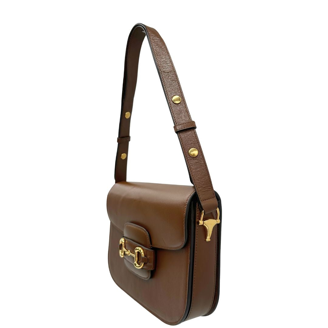  Borsa Gucci in pelle marrone con dettaglio Horsebit sulla chiusura, di lusso, originale, ottime condizioni, usata