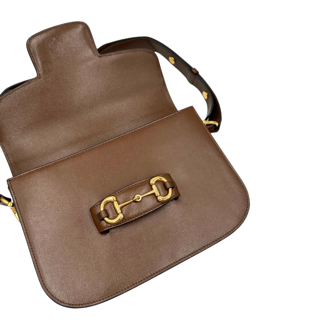  Borsa Gucci in pelle marrone con dettaglio Horsebit sulla chiusura, di lusso, originale, ottime condizioni, usata