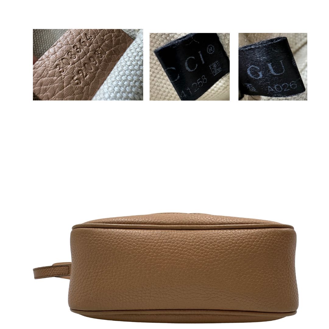 Base, Borsa Gucci Soho in pelle martellata color nocciola, impreziosita da nappa decorativa. Indossabile a tracolla. Originale, usata, di lusso, in ottime condizioni.