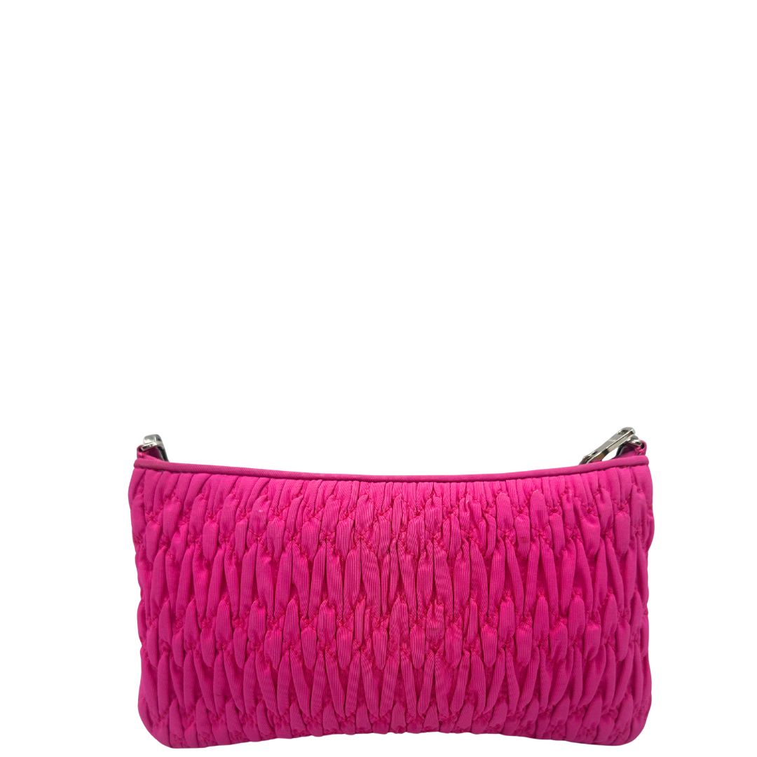 retro Borsa Miu Miu in faille crystal pink, munita di una tracolla impreziosita da strass, di lusso, originale, ottime condizioni, usata.