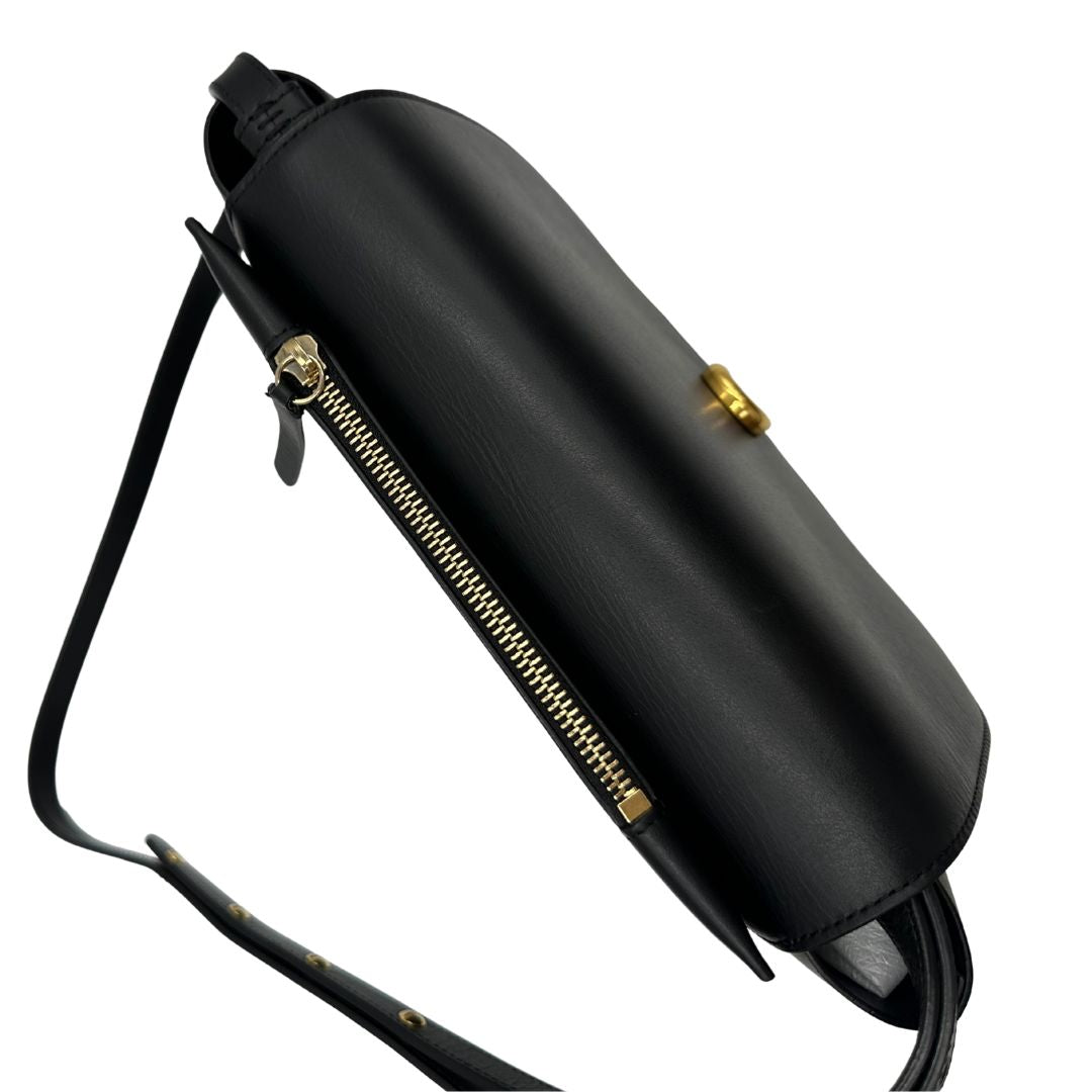 Borsa Wandler billy in pelle nera con hardware dorato. Indossabile a tracolla. Originale, usata, di lusso in ottime condizioni.