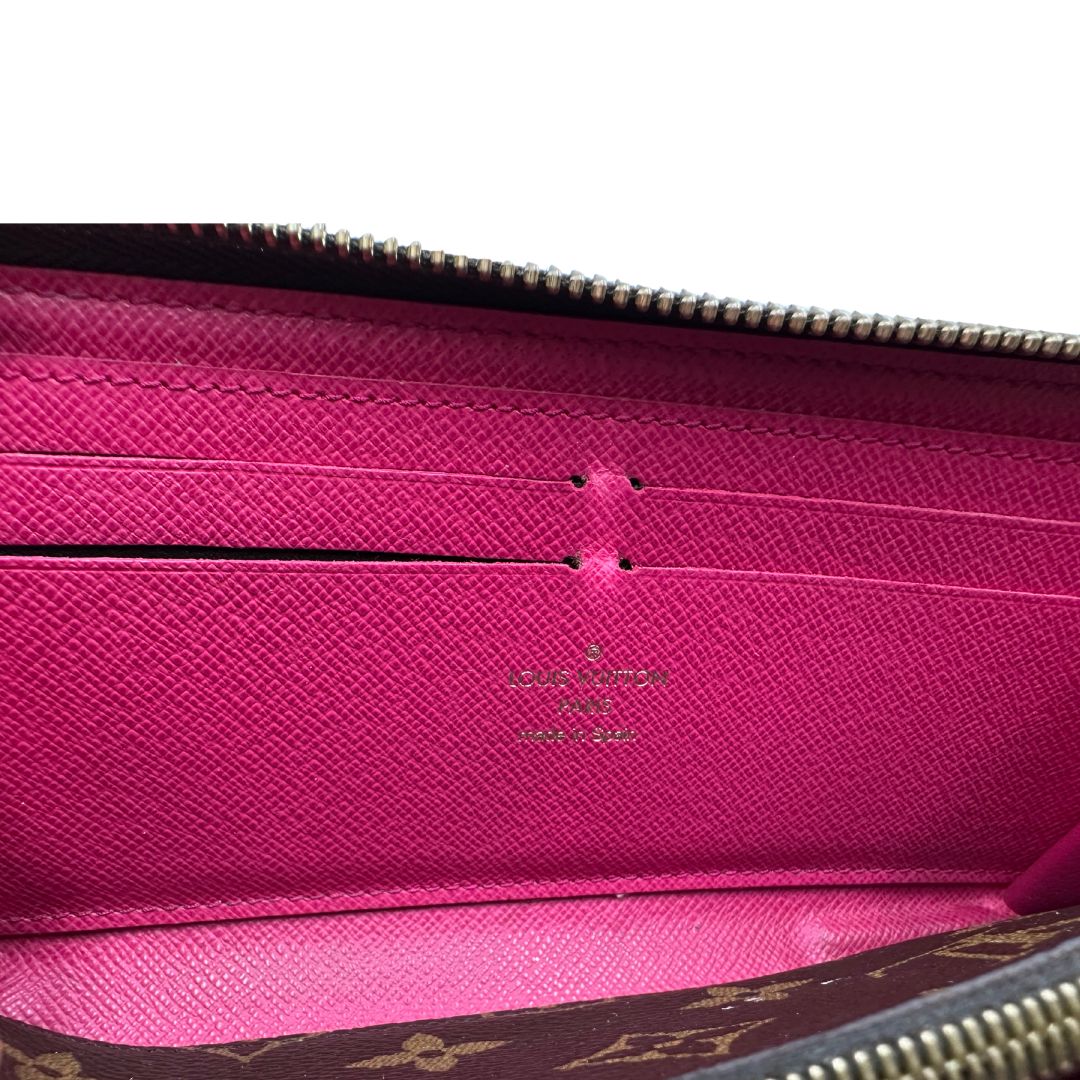 Portafoglio LV Clemence Limited Edition in canvas monogram impreziosito da charm floreale, di lusso, originale.