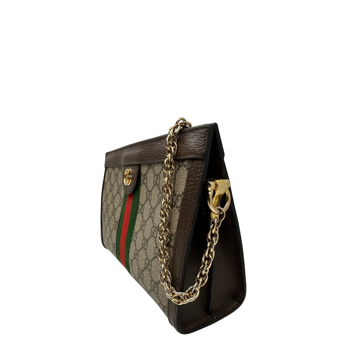 Laterale, Borsa Gucci Ophidia GG beige con finiture in pelle marrone, con iconica striscia Web verde e rossa sul front. Indossabile a tracolla. Originale, usata, di lusso, in ottime condizioni.