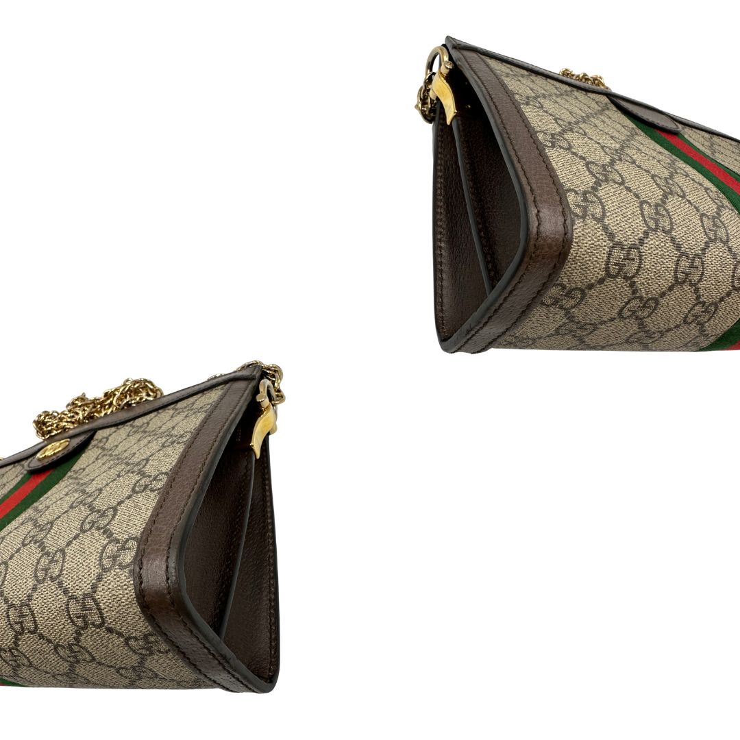 Angoli, Front, Borsa Gucci Ophidia GG beige con finiture in pelle marrone, con iconica striscia Web verde e rossa sul front. Indossabile a tracolla. Originale, usata, di lusso, in ottime condizioni.
