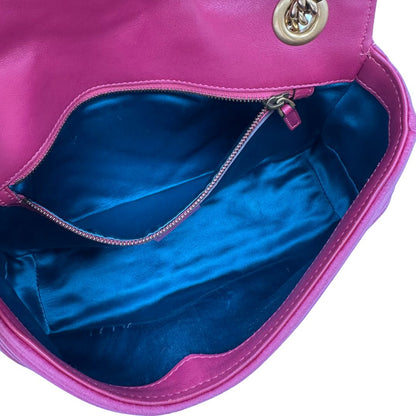 interno Borsa Gucci Marmont nella misura media in velluto rosa, di lusso, originale, buone condizioni, usata