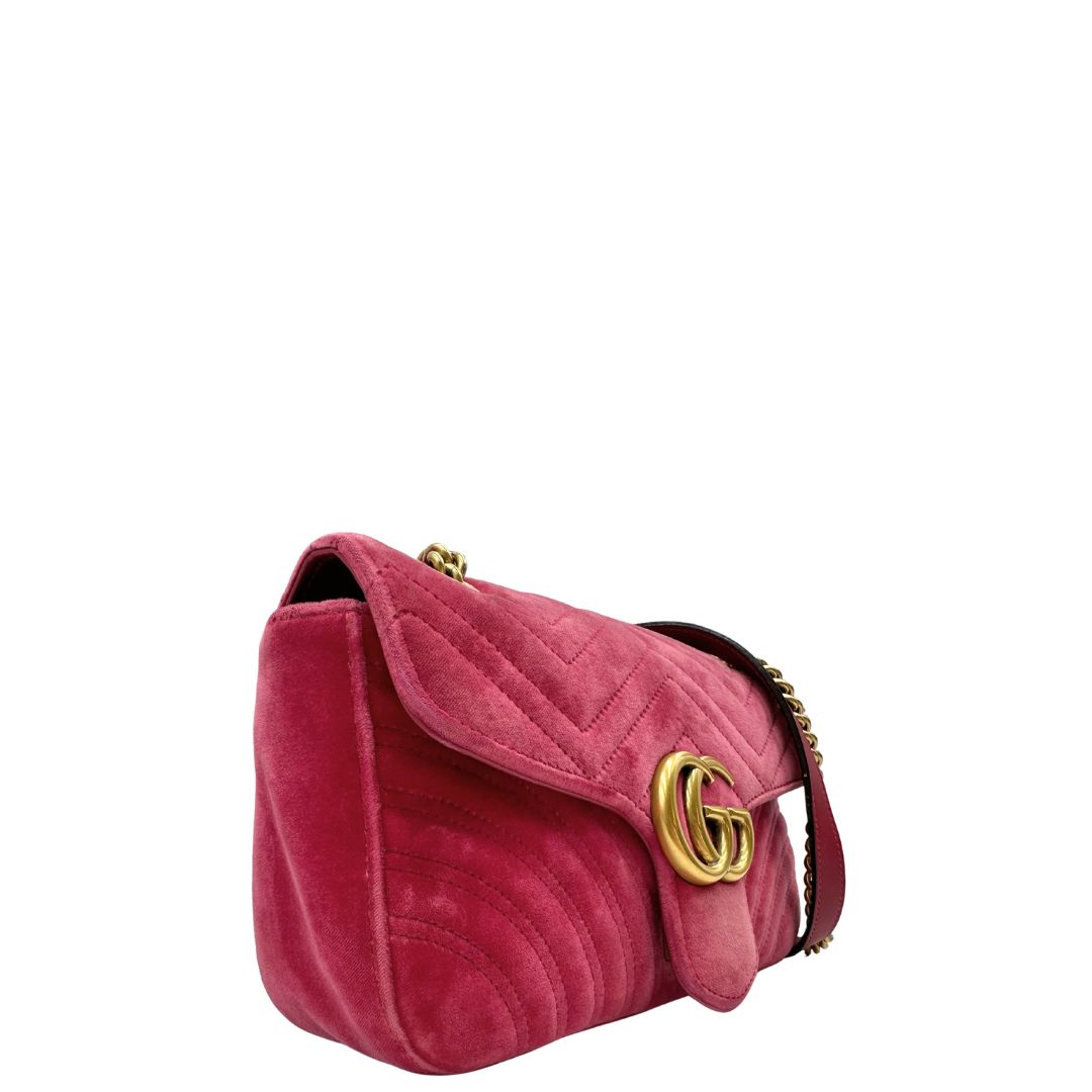 lato Borsa Gucci Marmont nella misura media in velluto rosa, di lusso, originale, buone condizioni, usata 