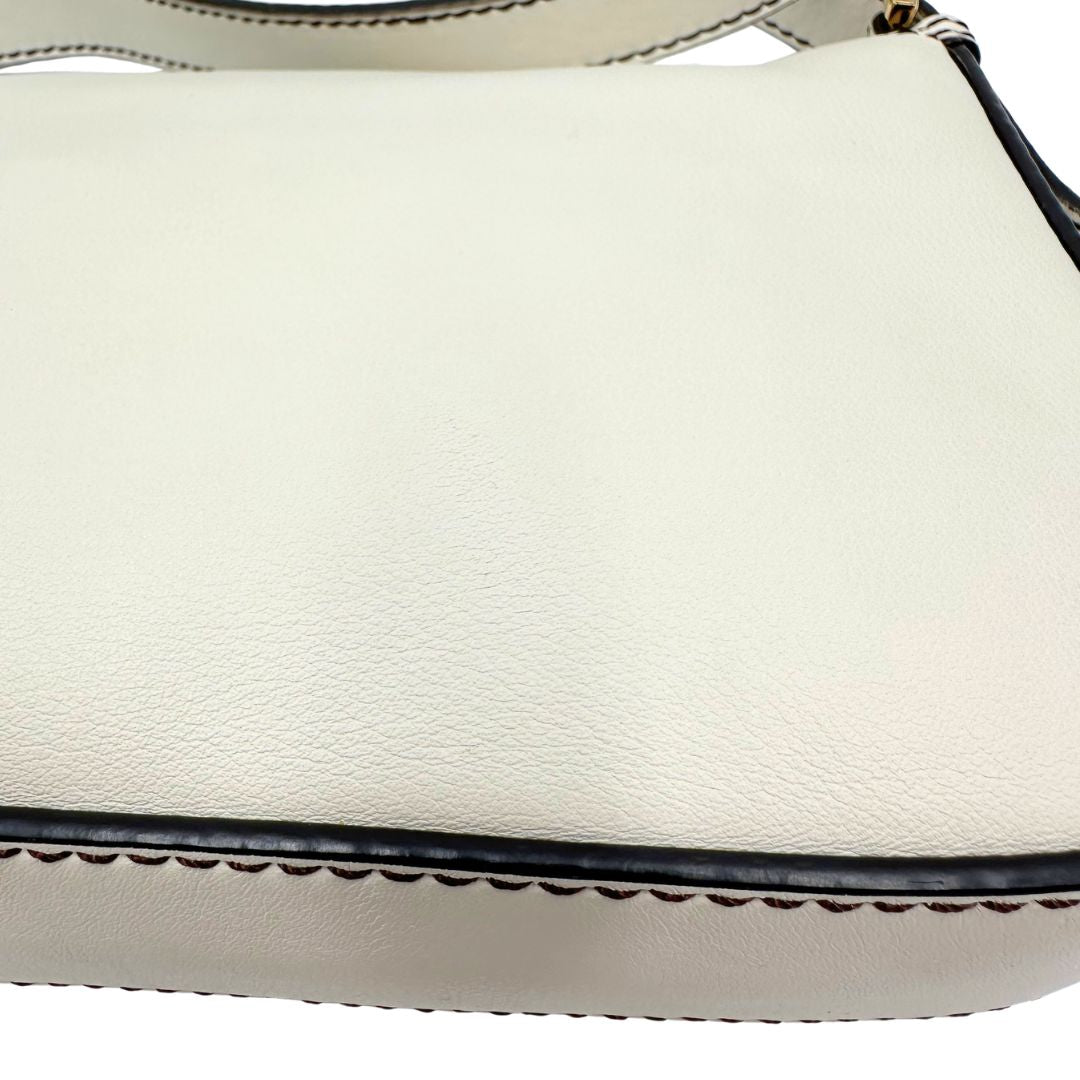Borsa Fendi Baguette bianca