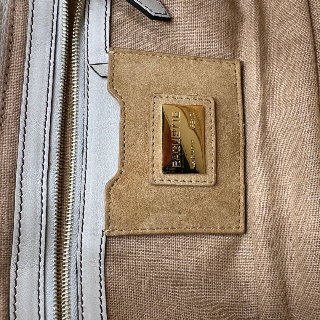 Borsa Fendi Baguette bianca