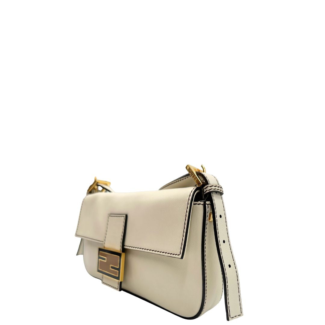 Borsa Fendi Baguette bianca