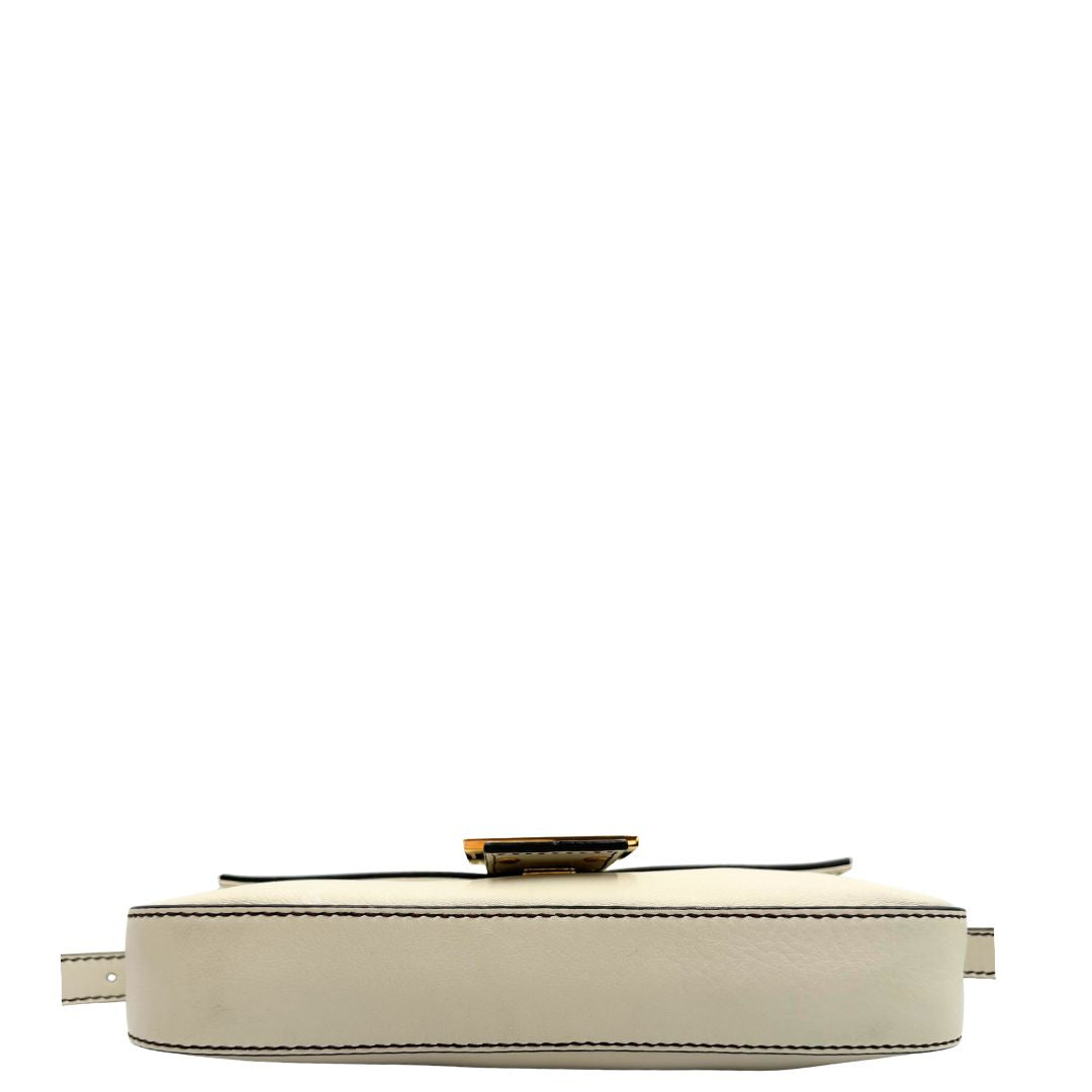 Borsa Fendi Baguette bianca