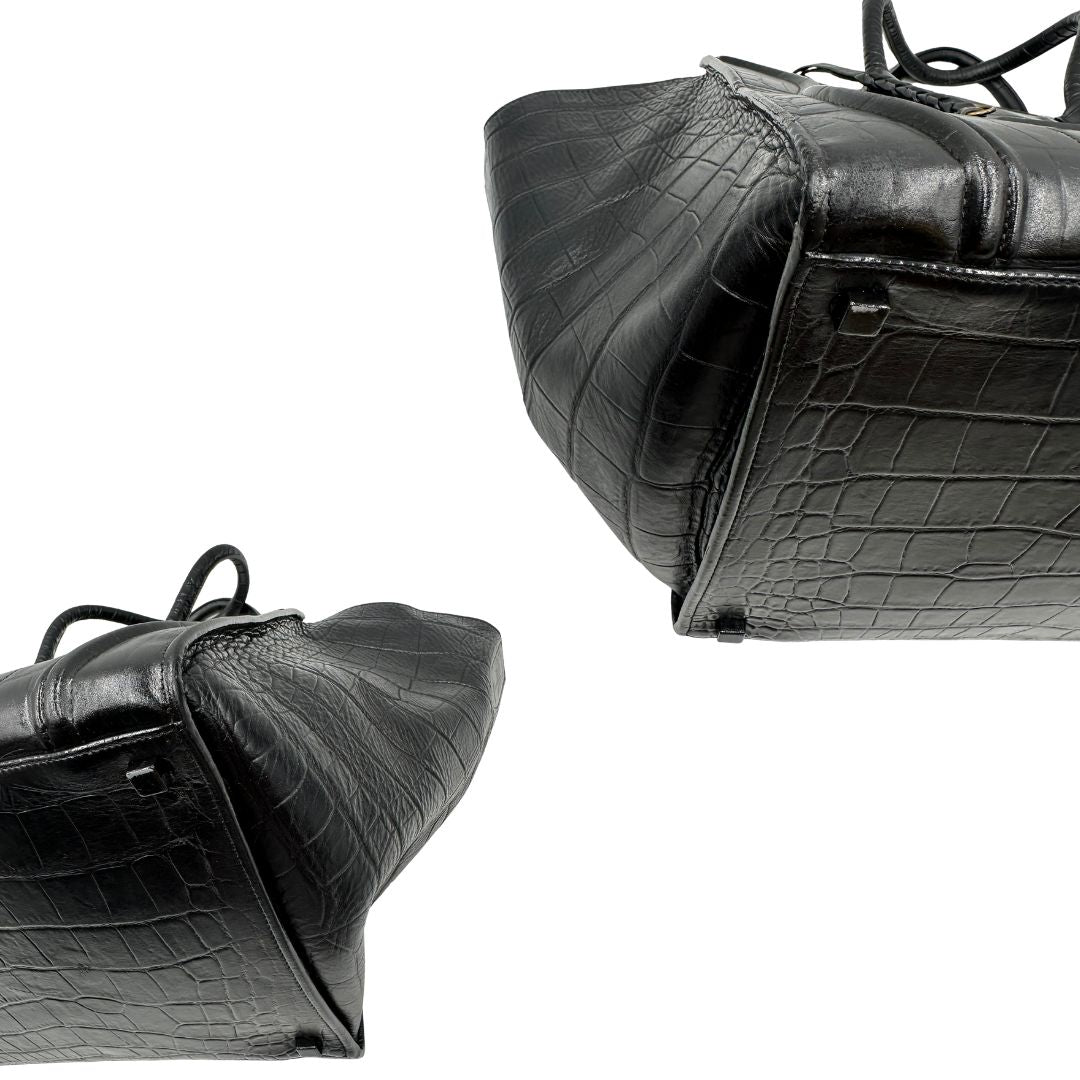 angoli Borsa Celine Luggage Phantom in pelle nera trama cocco, munita di doppi manici stondati, di lusso, originale, ottime condizioni, usata 
