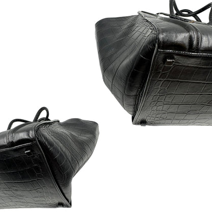 angoli Borsa Celine Luggage Phantom in pelle nera trama cocco, munita di doppi manici stondati, di lusso, originale, ottime condizioni, usata 