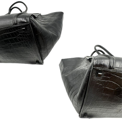 angoli Borsa Celine Luggage Phantom in pelle nera trama cocco, munita di doppi manici stondati, di lusso, originale, ottime condizioni, usata 