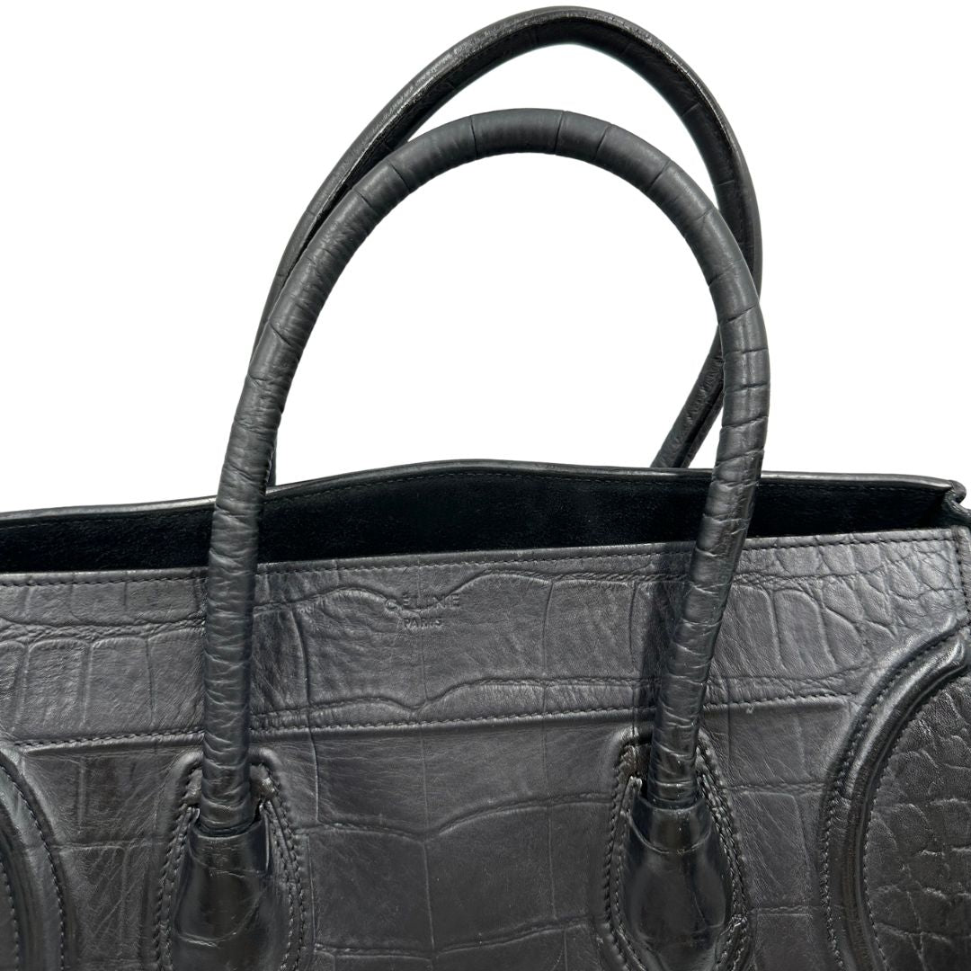 manici Borsa Celine Luggage Phantom in pelle nera trama cocco, munita di doppi manici stondati, di lusso, originale, ottime condizioni, usata 