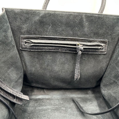 interno Borsa Celine Luggage Phantom in pelle nera trama cocco, munita di doppi manici stondati, di lusso, originale, ottime condizioni, usata 