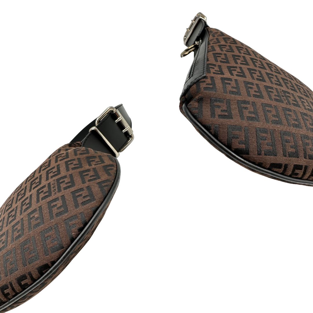 Angoli, Borsa Fendi in tessuto marrone trama Zucchino con finiture in pelle nera, di lusso, originale, ottime condizioni, usata