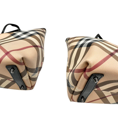 Angoli, Borsa Burberry in canvas trama tartan e finiture in pelle vernis nera, puoi portarla a spalla oppure a mano. Originale, usata, di lusso, in ottime condizioni.