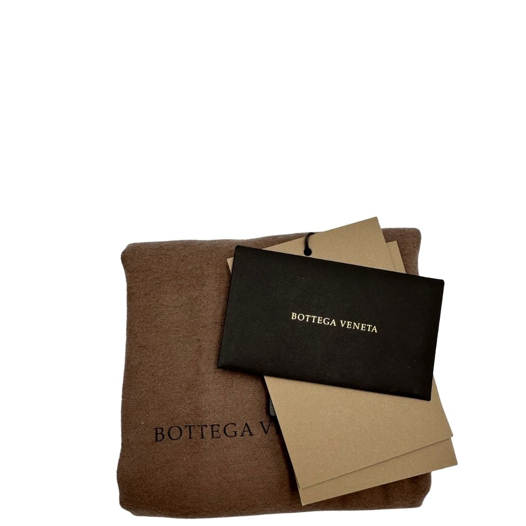 dustbag Borsa Bottega Veneta Cassette Padded in pelle trama intreccio color cammello, di lusso, originale, ottime condizioni, usata 