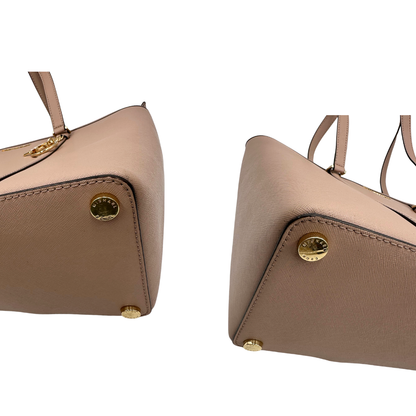 angoli Borsa MK in pelle saffiano rosa e hardware dorato; indossabile a spalla, di lusso, originale, ottime condizioni, usata 