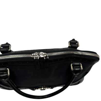 chiusura  Borsa Gucci in tessuto nero con finiture in pelle traforata, indossabile a spalla, di lusso, originale, ottime condizioni v