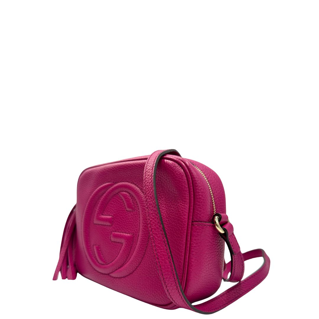 lato Borsa Gucci in pelle martellata fucsia e hardware dorato, di lusso, originale, ottime condizioni 