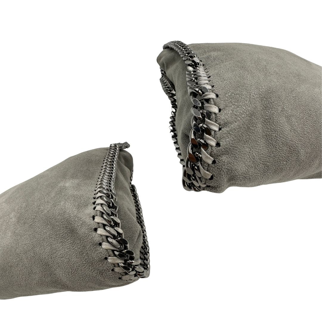 angoli  Borsa Stella McCartney modello Fold Over Tote realizzata in shaggy dear grigia, di lusso, originale, usata 
