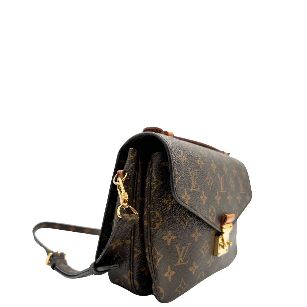 lato Borsa LV in canvas monogrammato marrone e hardware dorato, indossabile a tracolla o a mano, di lusso, originale, ottime condizioni, usata 