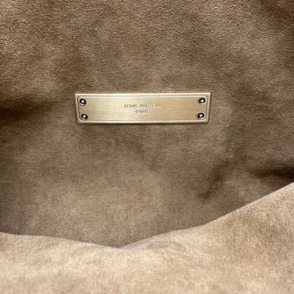 Interno, Borsa Louis Vuitton Dauphine Soft in canvas marrone monogram con finiture in vacchetta naturale e parti metalliche dorate. Originale, usata, di lusso, in ottime condizioni.
