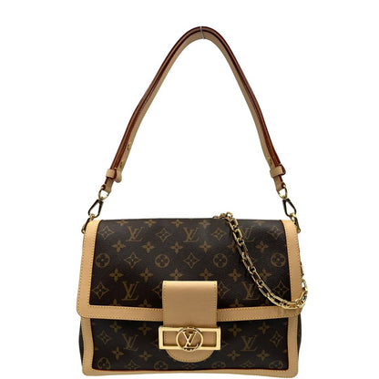Front, Borsa Louis Vuitton Dauphine Soft in canvas marrone monogram con finiture in vacchetta naturale e parti metalliche dorate. Originale, usata, di lusso, in ottime condizioni.