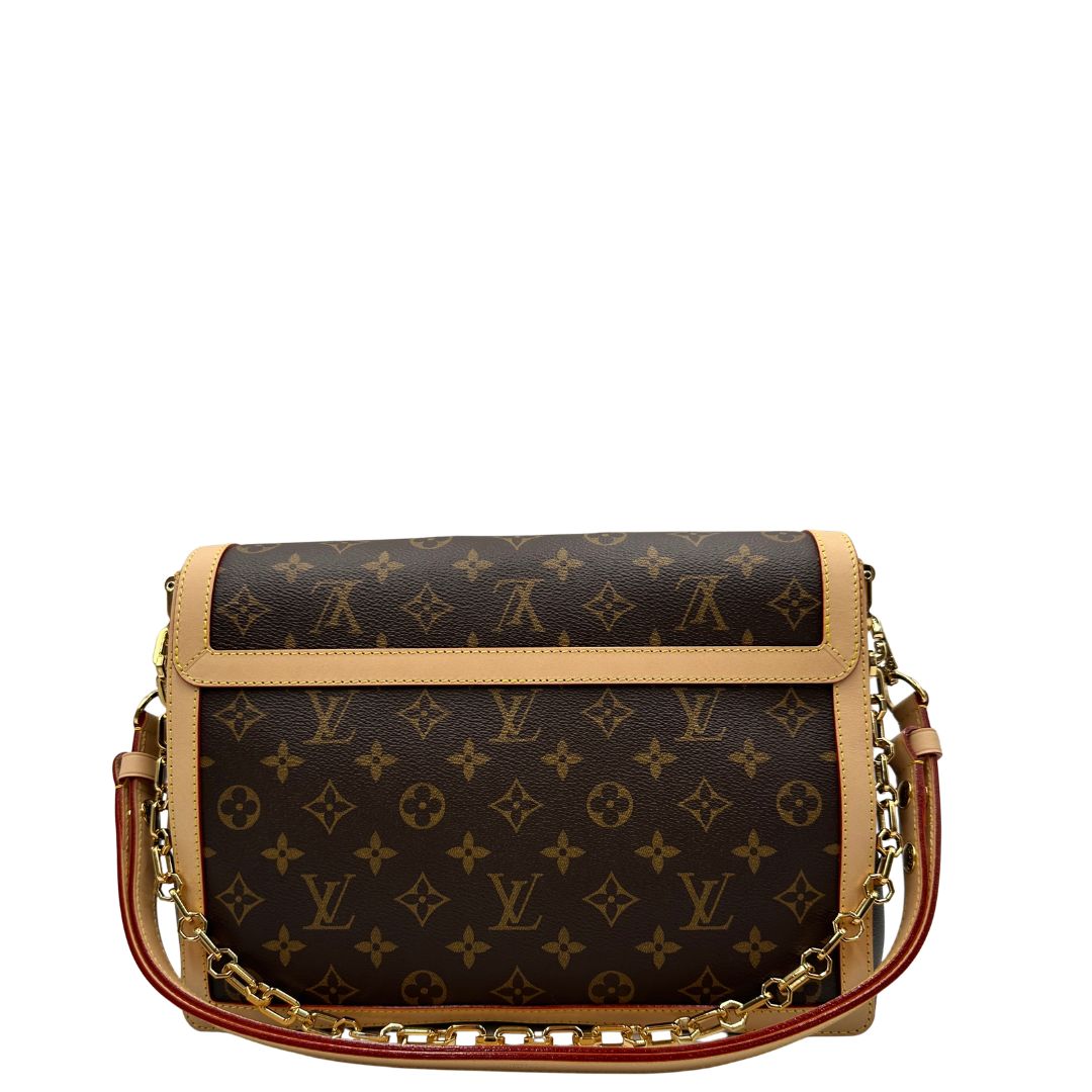 Retro, Borsa Louis Vuitton Dauphine Soft in canvas marrone monogram con finiture in vacchetta naturale e parti metalliche dorate. Originale, usata, di lusso, in ottime condizioni.