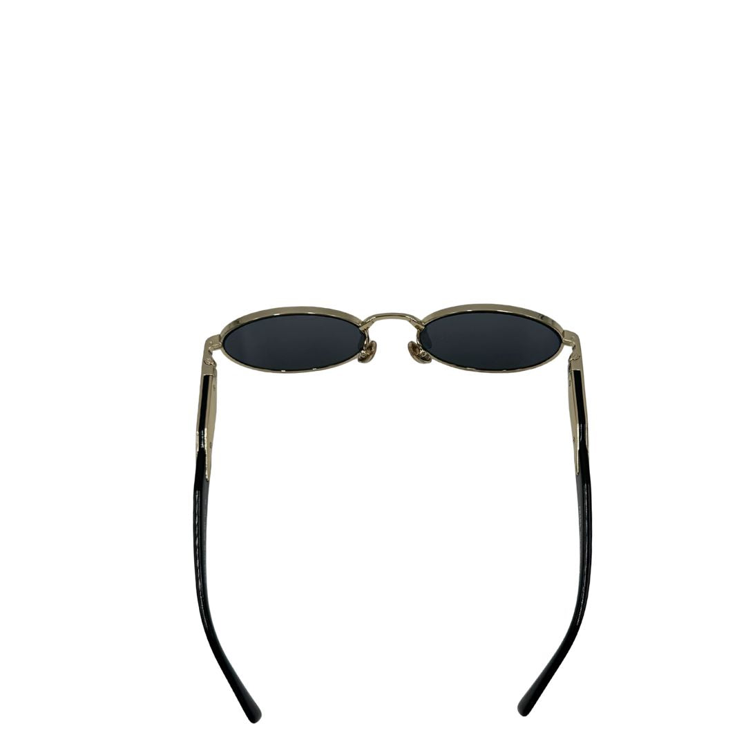  Occhiali da sole Prada dal design rotondo e sofisticato, con montatura in metallo dorato chiaro e lenti scure. Originale, usati, di lusso, in ottime condizioni.