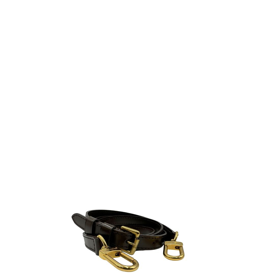 Accessorio tracolla Louis Vuitton realizzato in pelle marrone regolabile con fibbia. Originale, usata, di lusso, in condizioni eccellenti.
