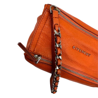 polsino della Pochette Givenchy in pelle arancione 
