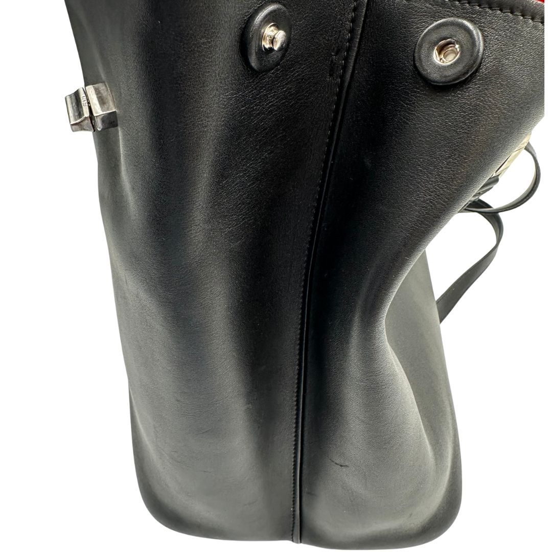  Borsa Prada 2Way in pelle nera con hardware argentato, di lusso, originale, ottime condizioni, usata