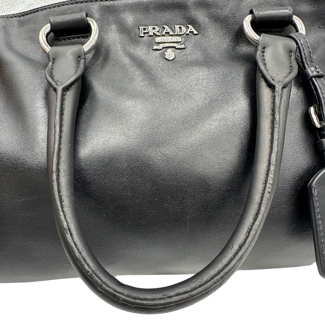 Satchel Prada nera