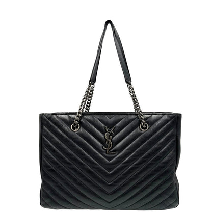 front della   Borsa Saint Laurent in pelle nera con impunture trapuntate chevron, di lusso, originale, ottime condizioni, usata 