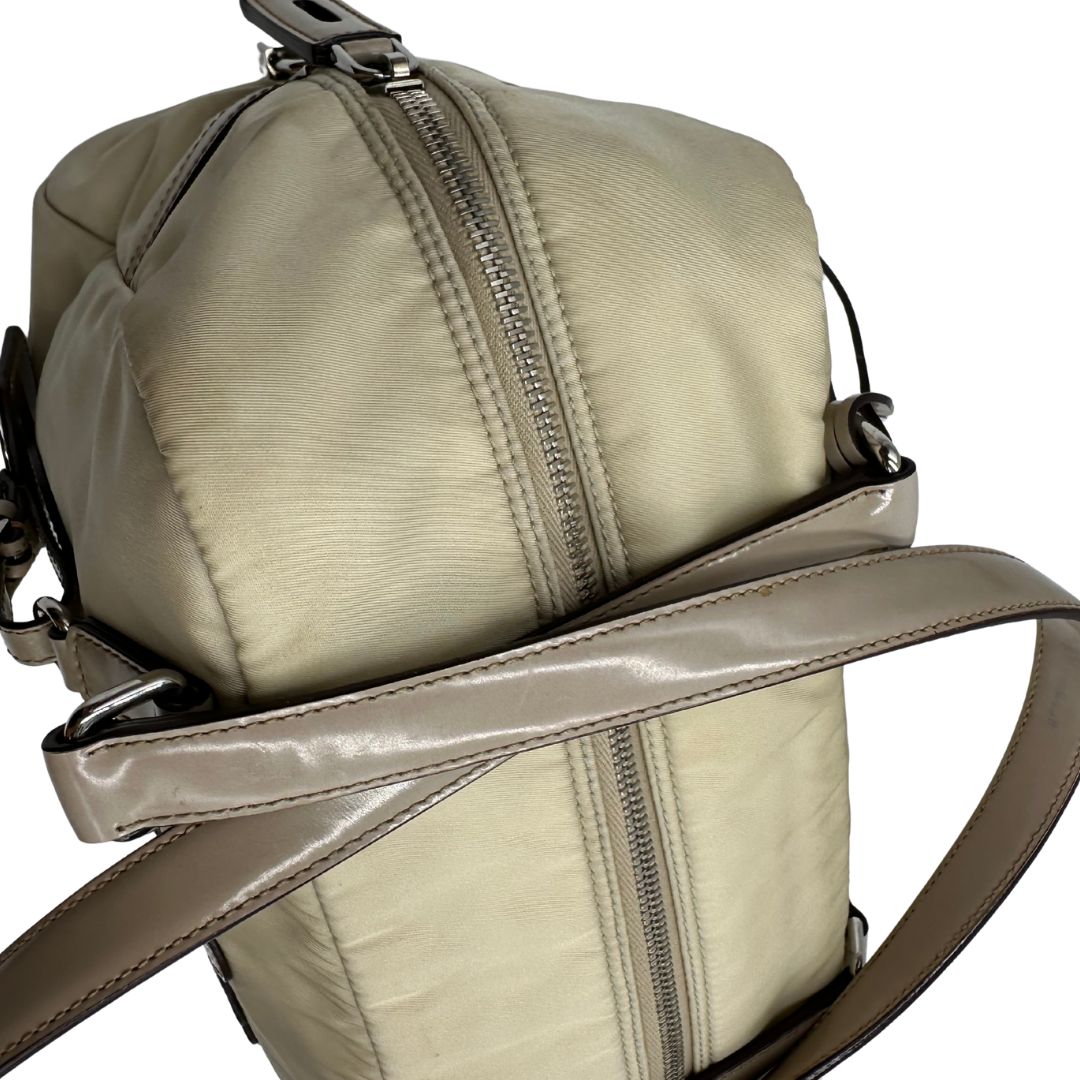 Bauletto Prada nylon crema
