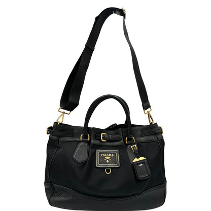  Borsa Prada in pelle nera e tessuto tono su tono con hardware dorato, indossabile a spalla o a tracolla, di lusso, originale, ottime condizioni